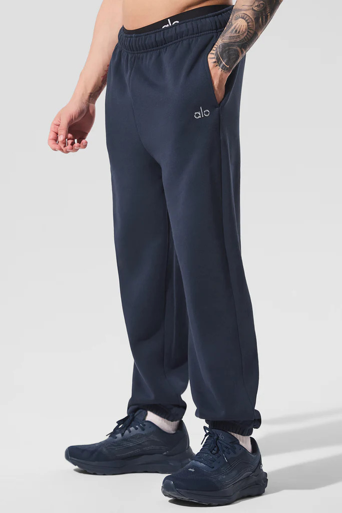 Accolade Sweatpant | Alo Yoga (US)