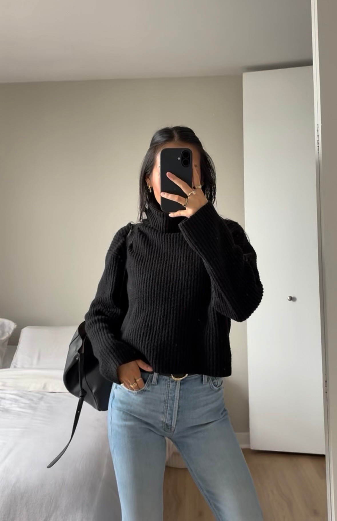 Casual work outfit 
Turtleneck is H&M, linked similarr