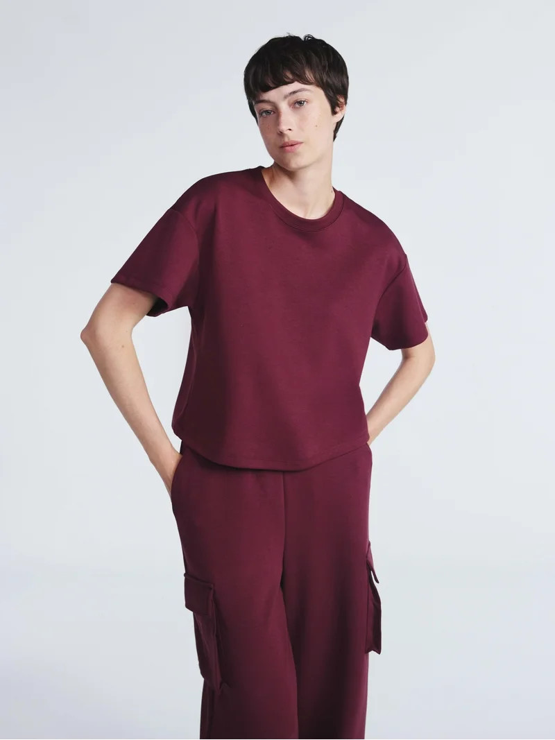 Scoop Women's and Women's Plus New Scubaknit Tee with Short Sleeves, Sizes XS-4X | Walmart (US)