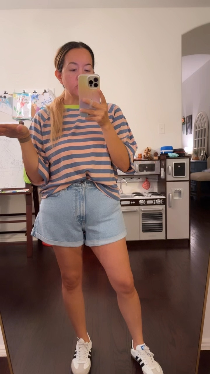 Simple little look! In love with this tee!

#LTKMidsize #LTKStyleTip #LTKVideo