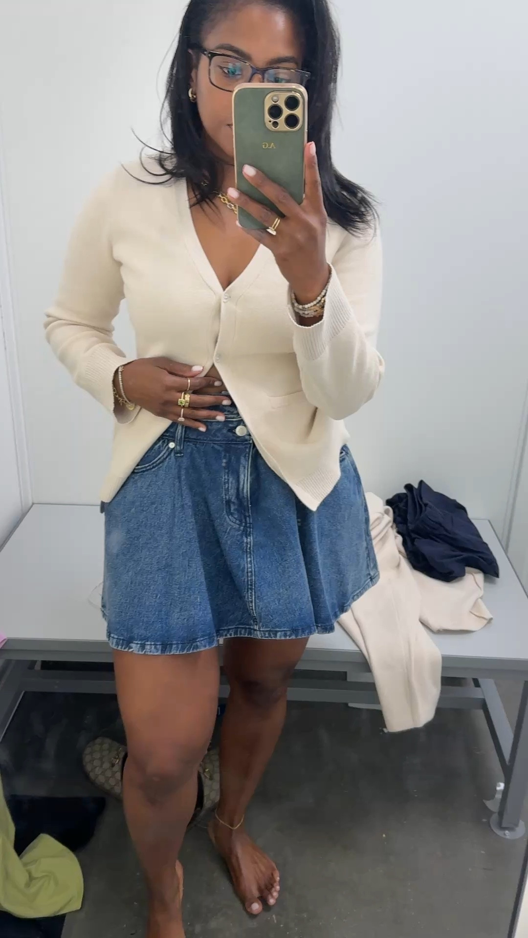 Really REAlly REALLY wished this had shorts underneath 