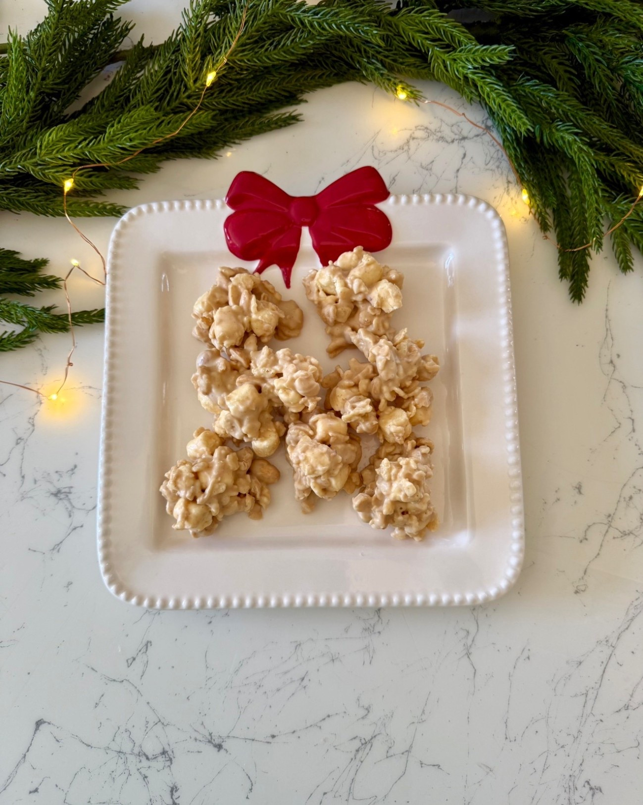 Bow appetizer plates
Set of 4
Hand painted bow look
Beaded edge detail 
Would be great for Valentine’s Day too!

#LTKFindsUnder50 #LTKHome #LTKHoliday