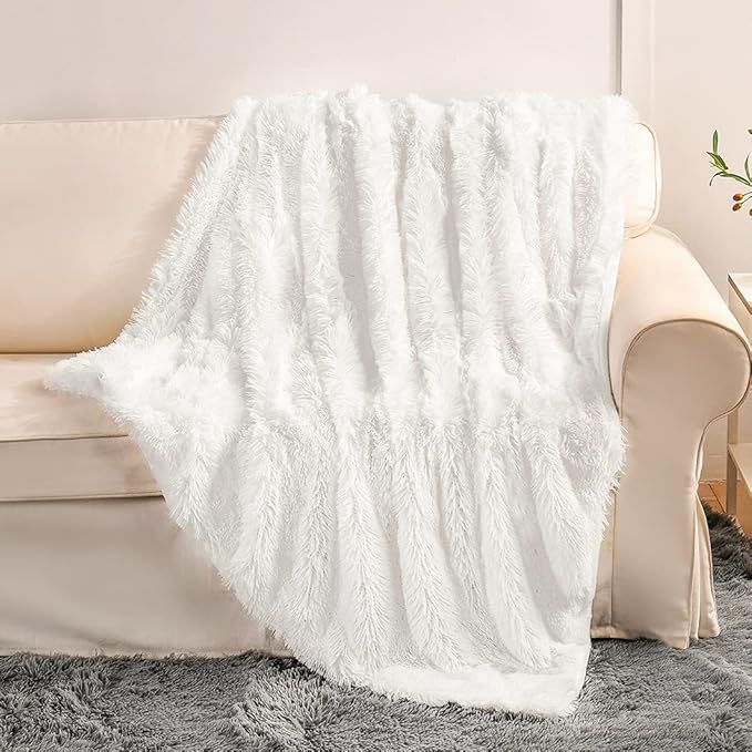 YUSOKI White Faux Fur Throw Bed Blanket,2 Layers,50" x 60", Soft Fuzzy Fluffy Plush Couch Blanket... | Amazon (US)