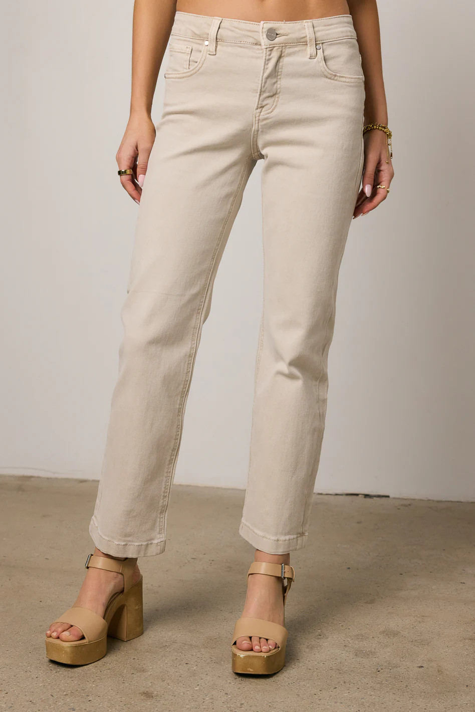 Nyla Straight Leg Jeans in Beige - FINAL SALE - 30 / Beige | Böhme US