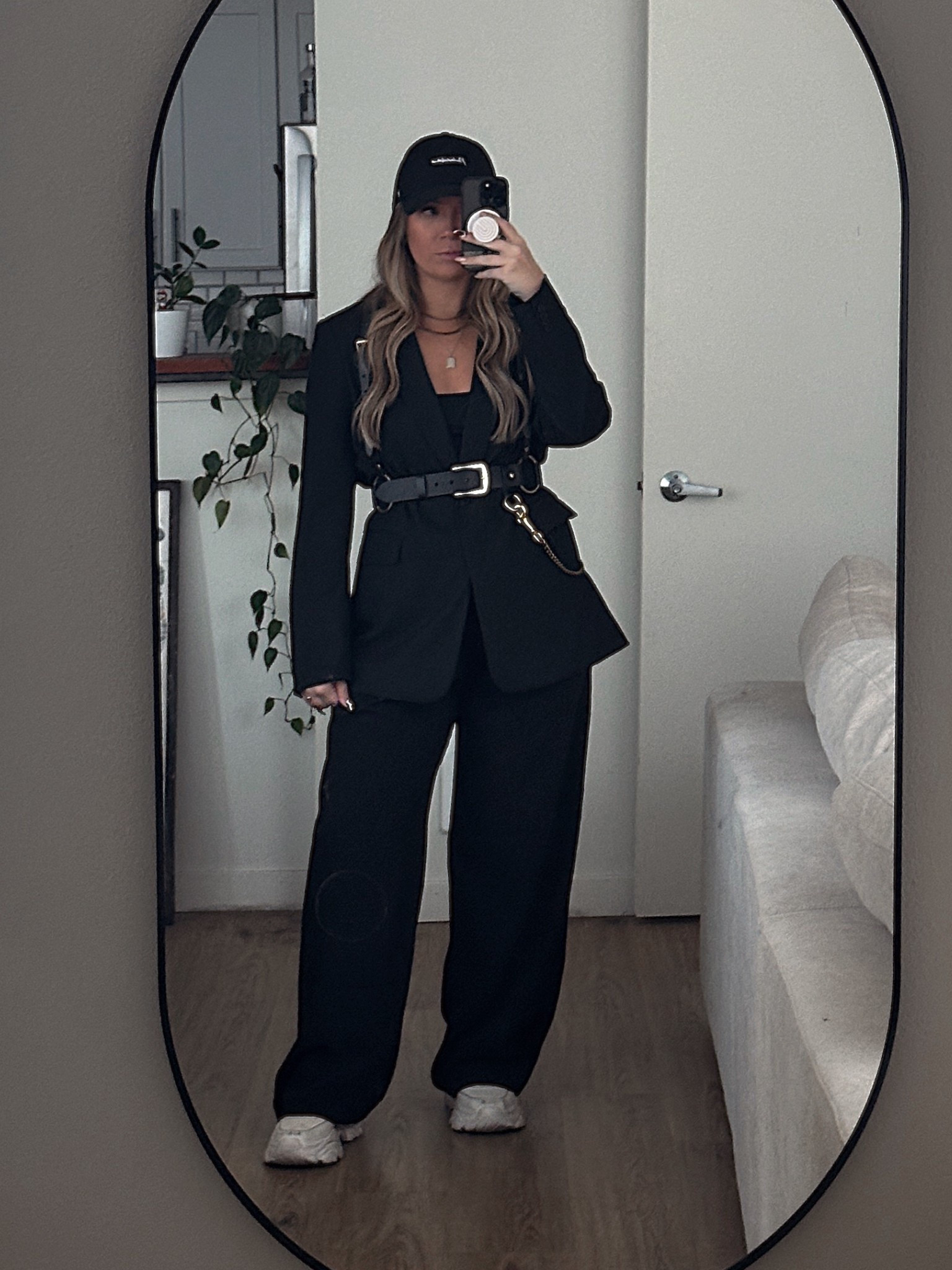 hat - 47
tank - princess polly
blazer - h&m
harness - ardeo
pants - gap
sneakers - amazon

#LTKWorkwear #LTKStyleTip #LTKFallSale