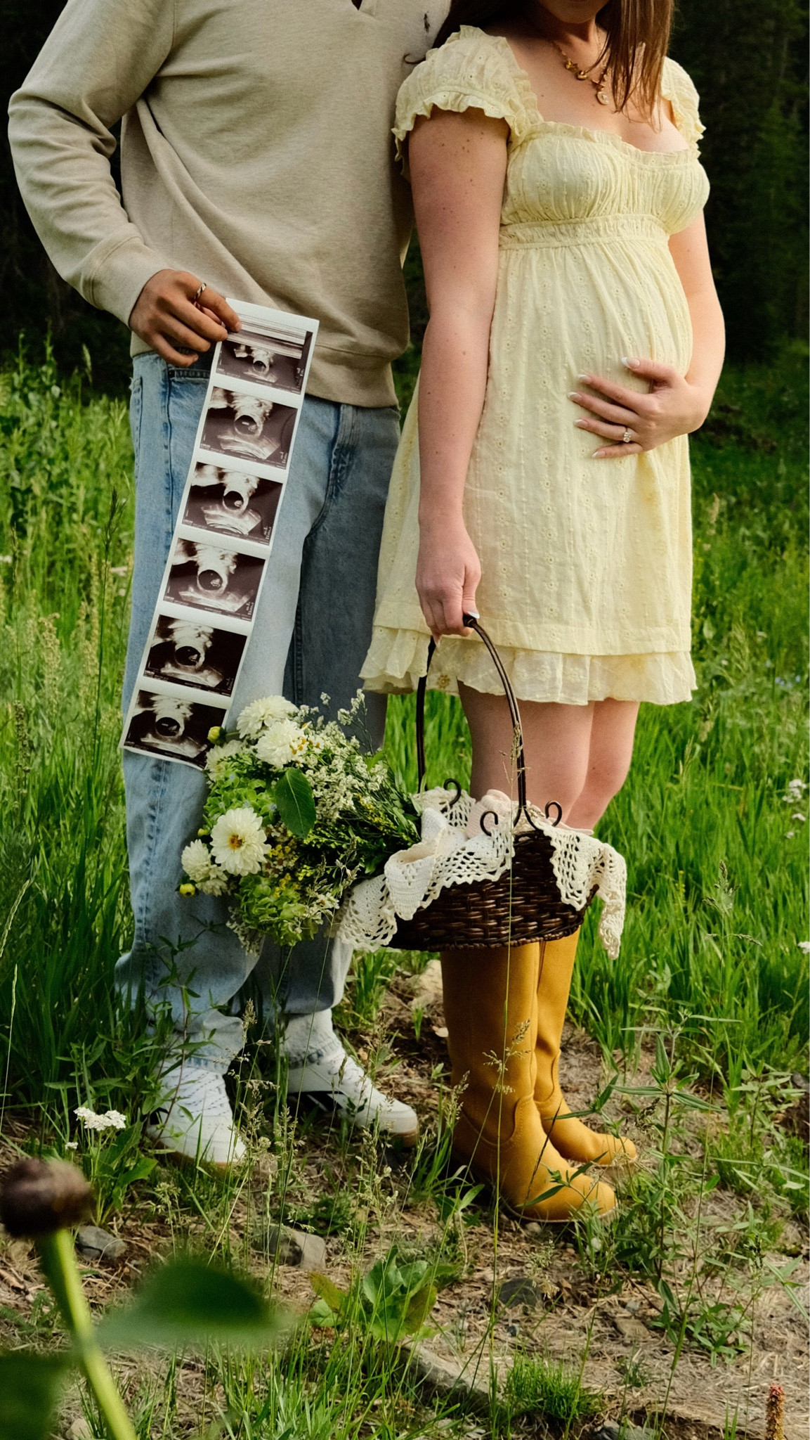 The sweetest outfit for the sweetest announcement 🥹🤍
Still not over getting to wear this look to announce our biggest adventure yet! Our pregnancy announcement photos were such a special moment, and this outfit was perfect for the soft, romantic summer look I wanted. Linking my outfit and similar pieces for any other mamas planning pregnancy announcement photos, maternity pictures, or family photos! 🌼✨
#PregnancyAnnouncement #PregnancyAnnouncementOutfit #MaternityStyle #MomToBeStyle #PregnancyStyle #FamilyPhotoOutfit #SummerOutfit #PhotoOutfitInspo #LTKFashion #LTKBump

#LTKmomlife #LTKBump #LTKootd