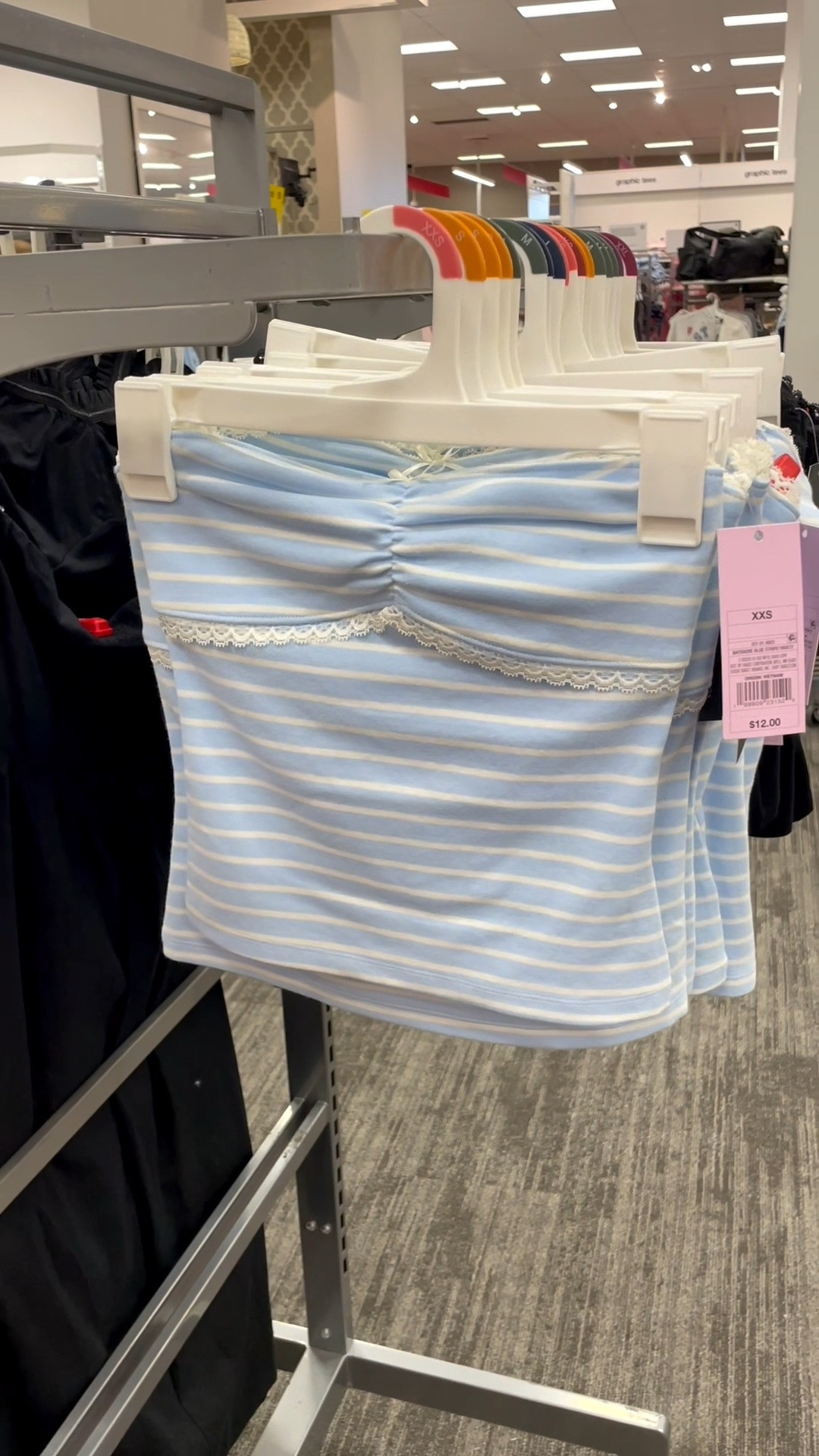 I went in for one thing and left with this tube top… so tell me how that makes sense. 😭

But also??? It’s actually perfect.

@Target , I will never learn. 🛒✨

Share with a friend who needs to see and follow me @showermeintarget for more finds

#LTKSeasonal #LTKootd