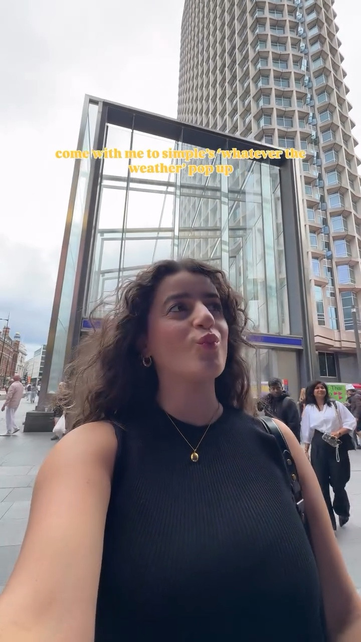 come with me to @simpleskin ‘whatever the weather’ at the outernet on tottenham court road to celebrate the launch of their new spf 50 ☀️🌅✨ this was so fun and if you’re around london today, check out the pop up! ends at 6pm 💚 #simple #simpleskincare #popup #theouternet #londonpopups #londonlife #beautyproducts #spf

#LTKbeauty #LTKsummer #LTKuk