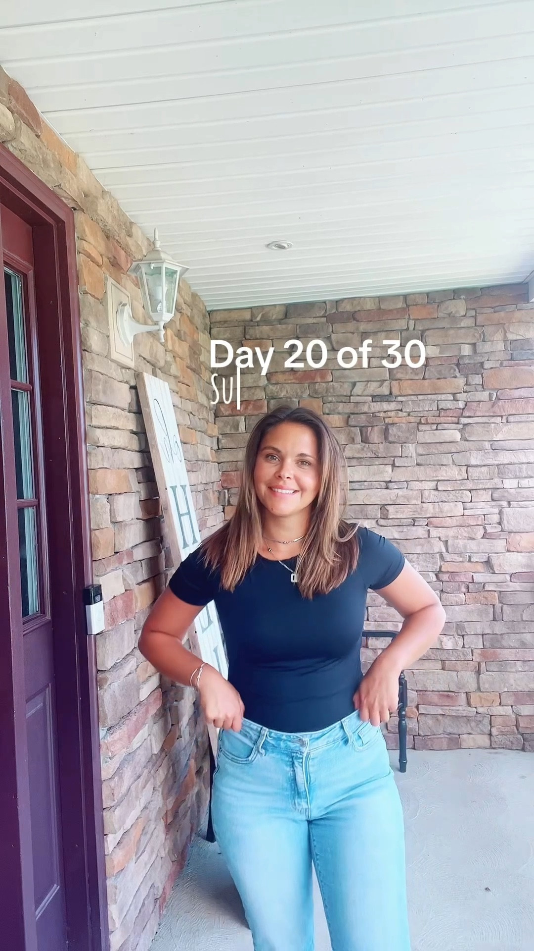 Day 20 of 30: Summer mom style in full effect ☀️🖤 A classic bodysuit + mom jeans = effortless, comfy, and cute. Mom mode, but make it fashion.
#SummerMomStyle #MomOutfitInspo #30DayOutfitChallenge #OOTD #CasualChic #BodysuitStyle #MomJeansLook #EffortlessStyle #MomFashion #EverydayStyle #ComfyAndCute #StyleChallenge #FashionOver30