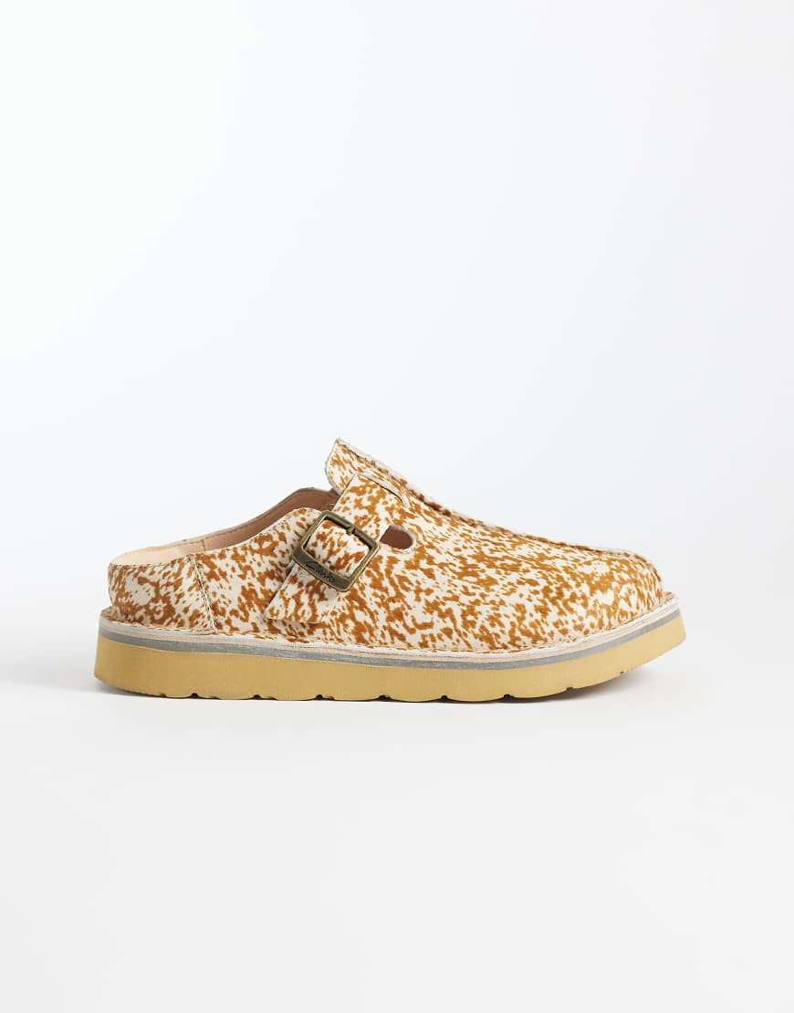 Clarks Solsbury mule in deer print-Multi | ASOS (Global)