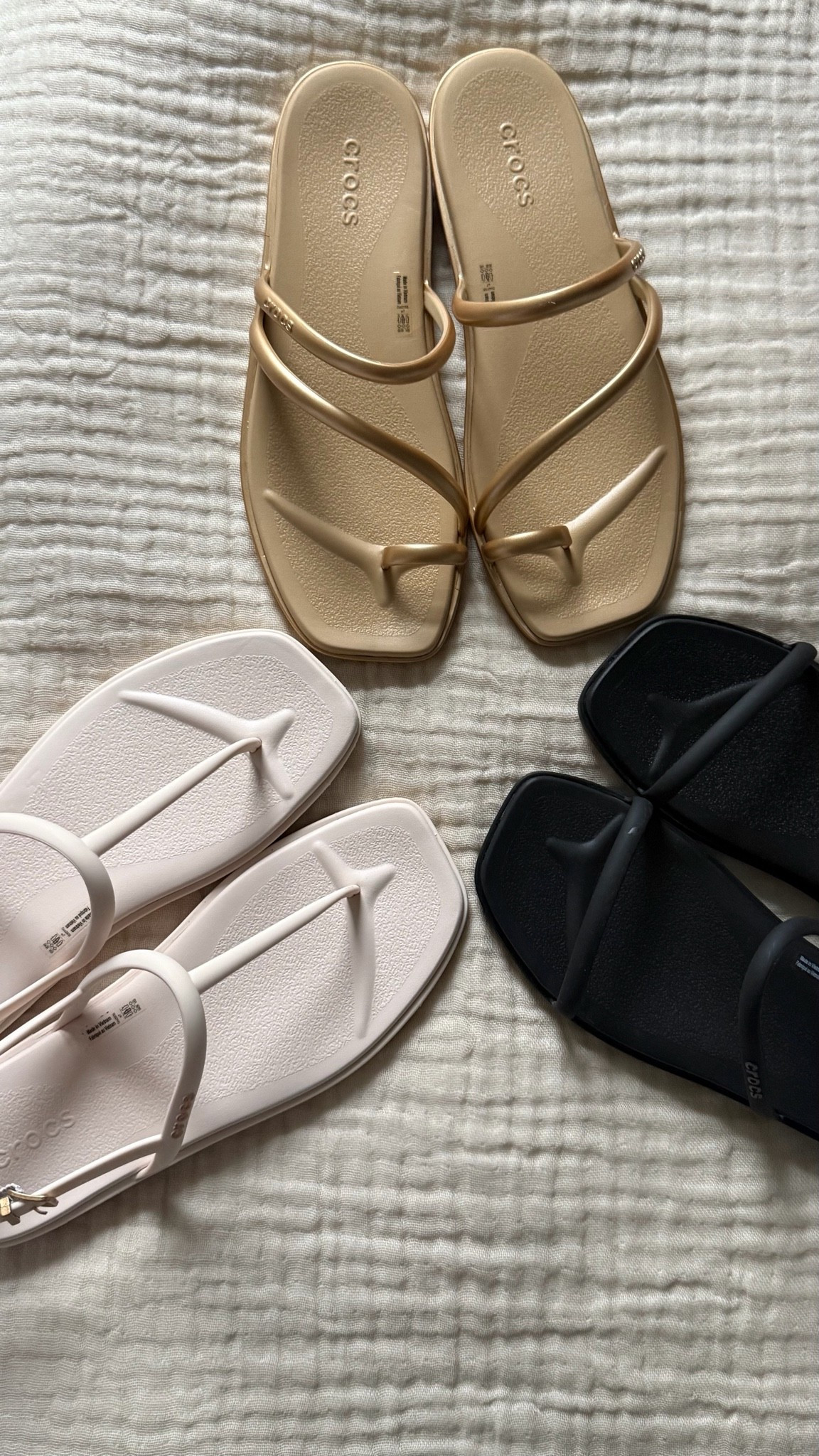 Insane price on the lightest and comfiest @crocs  👀 They literally go with everything - and are the ONLY shoes you’ll need for travel days and long walks ✈️🤍
Super lightweight, comfy, and actually chic!

#crocssandals
summer sandals • airport outfit • travel outfit • comfy shoes • sandals 2026 • crocs outfit • summer style

#LTKgrwm #LTKootd #LTKSaleAlert