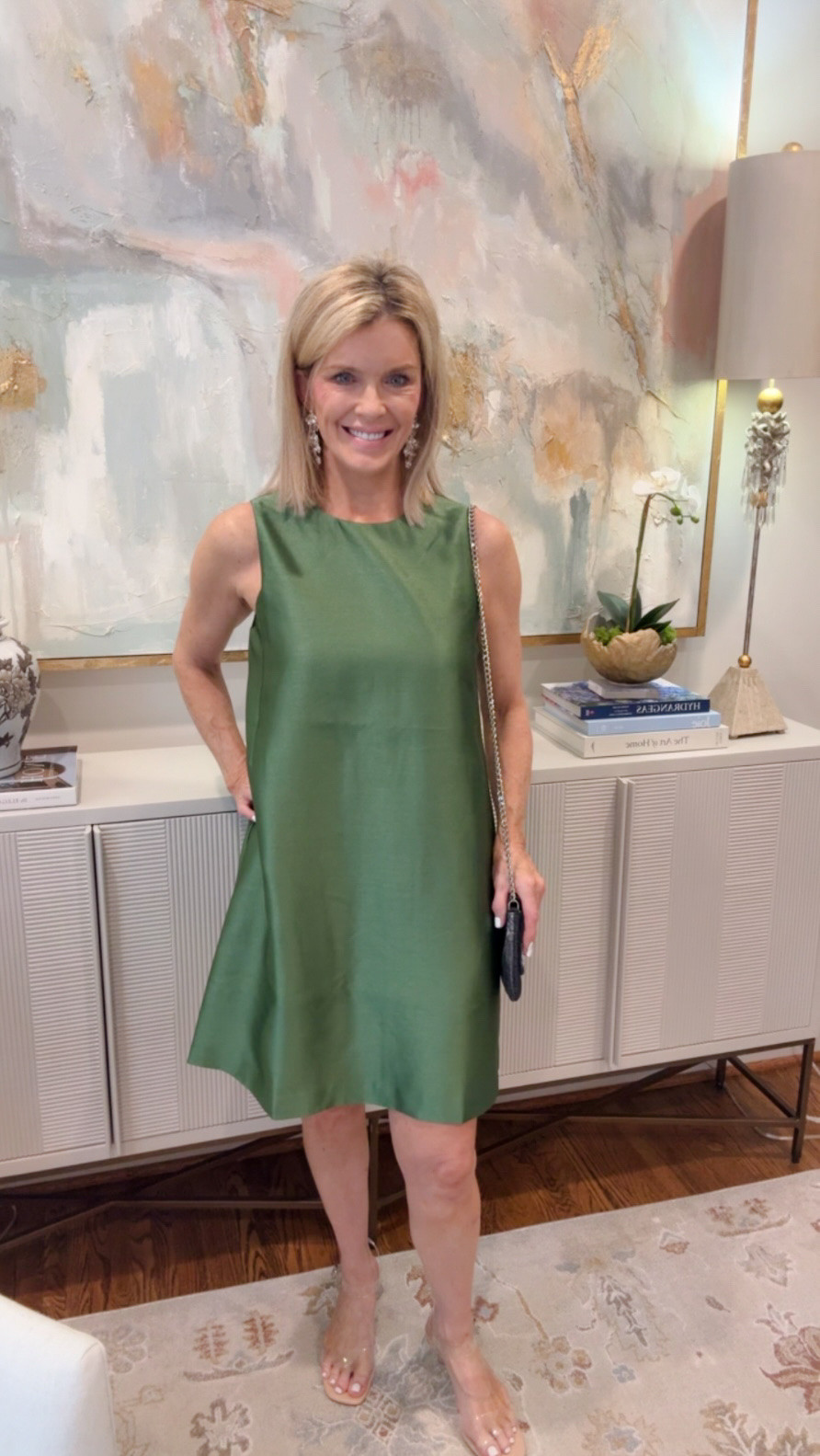 This my most recent Tuckernuck find that I’m currently OBSESSED with! I have their Marlowe dress in multiple different colors, and this green is simply stunning. If you have weddings during the rest of summer and into the fall, this is a must!

#LTKootd