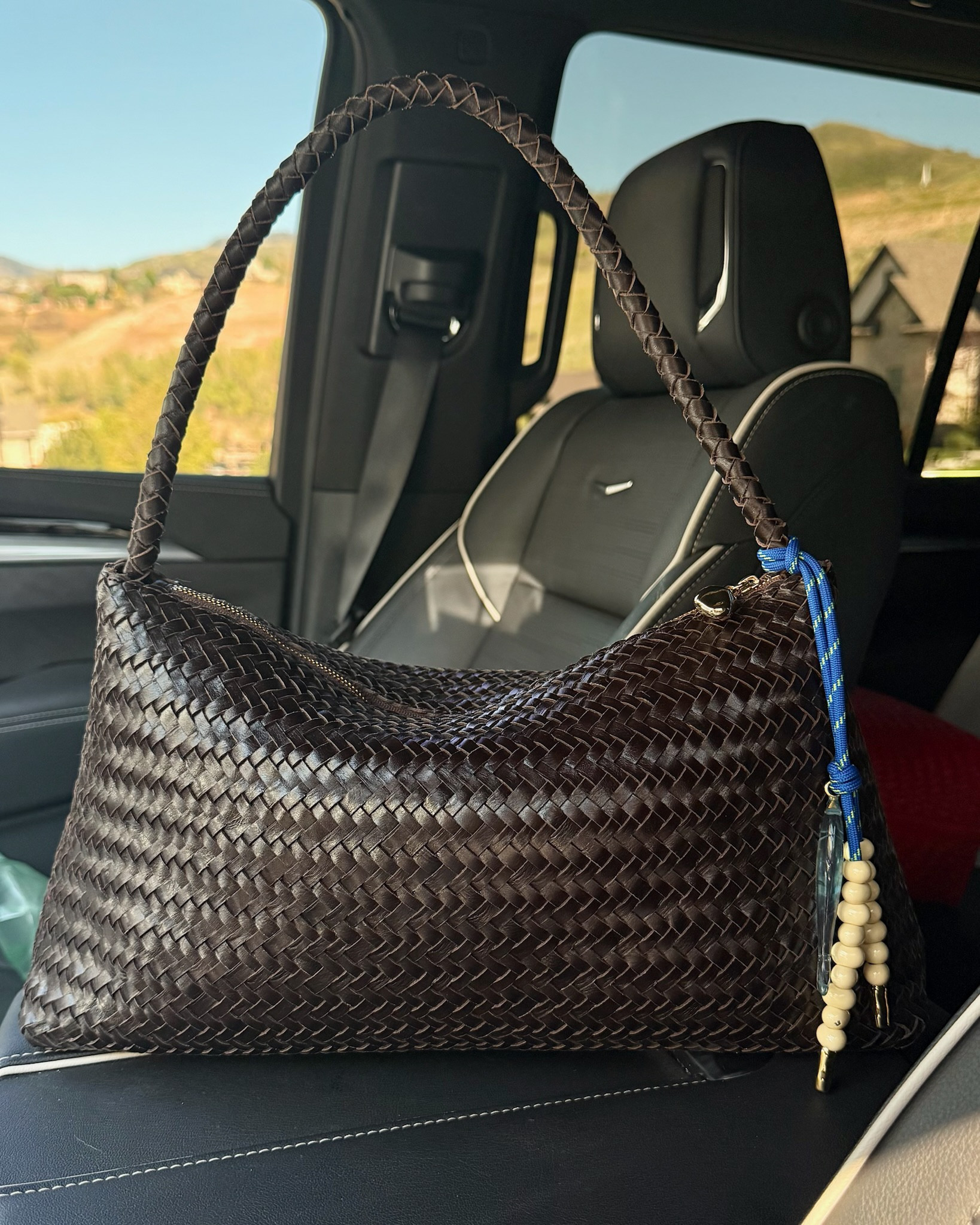 Obsessed with this brown woven tote den @Madewell ❤️

#LTKSeasonal #LTKxMadewell #LTKSaleAlert