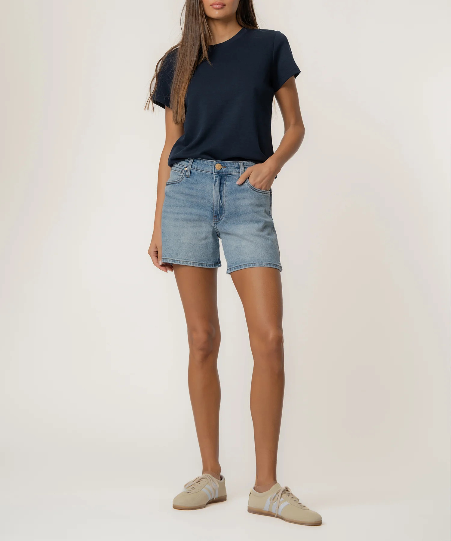 Jane High Rise Short in Peaceful Wash - Kut from the Kloth | Kut From Kloth