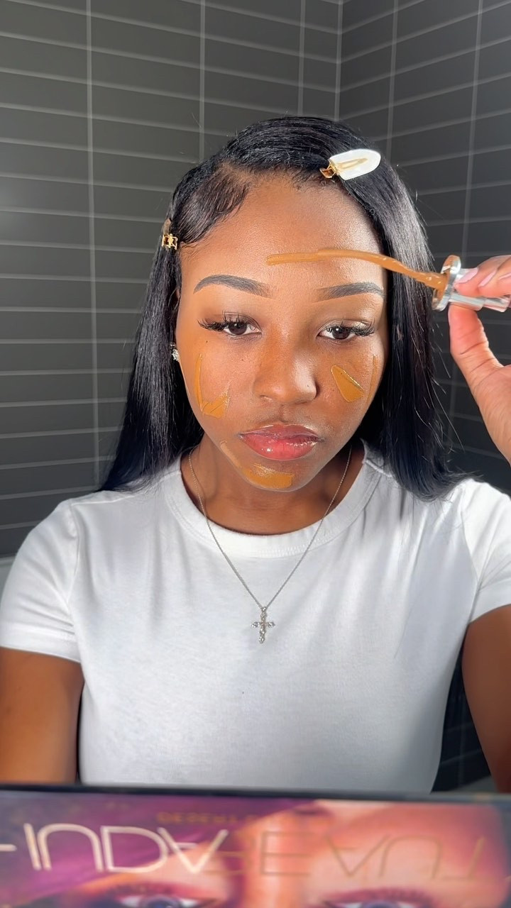 Trying majority of new makeup after having the same routine since high school 😭 How did I do?! 

Brows @anastasiabeverlyhills 
Primer @smashboxcosmetics 
Foundation @makeupbymario 
Concealer @juviasplace 
Blush @nyxcosmetics 
Setting powder @lauramercier 
Contour @morphebrushes 
Mascara @maybelline 
Setting Spray @onesize @urbandecaycosmetics 
Lip Liner @colourpopcosmetics 
Lips @covergirl @maybelline @elfcosmetics 

#makeupturorial #explorepage #exp #explore #makeup #momlife

#LTKBeauty