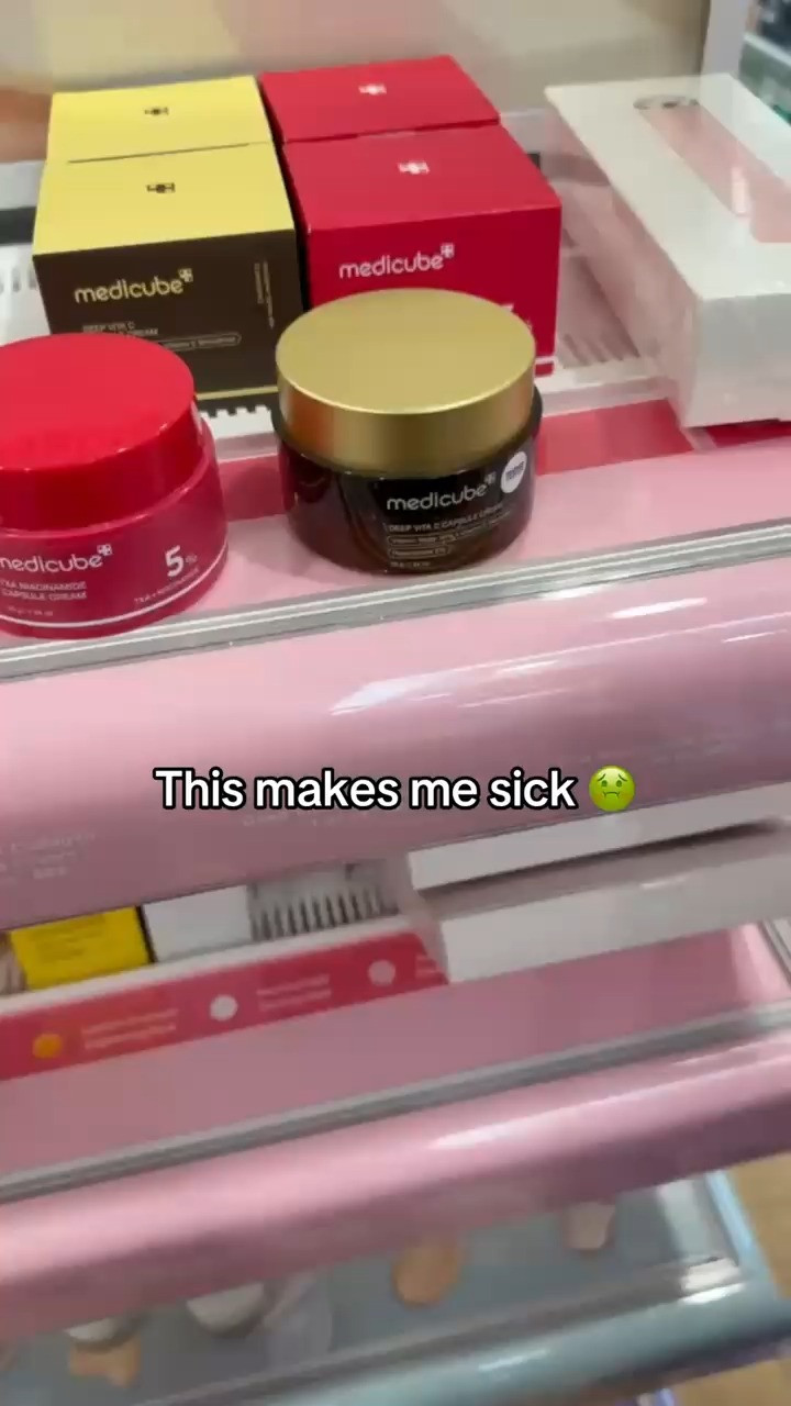 Big mistake ignoring this buy one get one glow cream, need this #deal #ad 


https://www.tiktok.com/@holistic.wellness.glow/video/7588327940207676727?is_from_webapp=1&sender_device=pc&web_id=7595868255789630984 

 