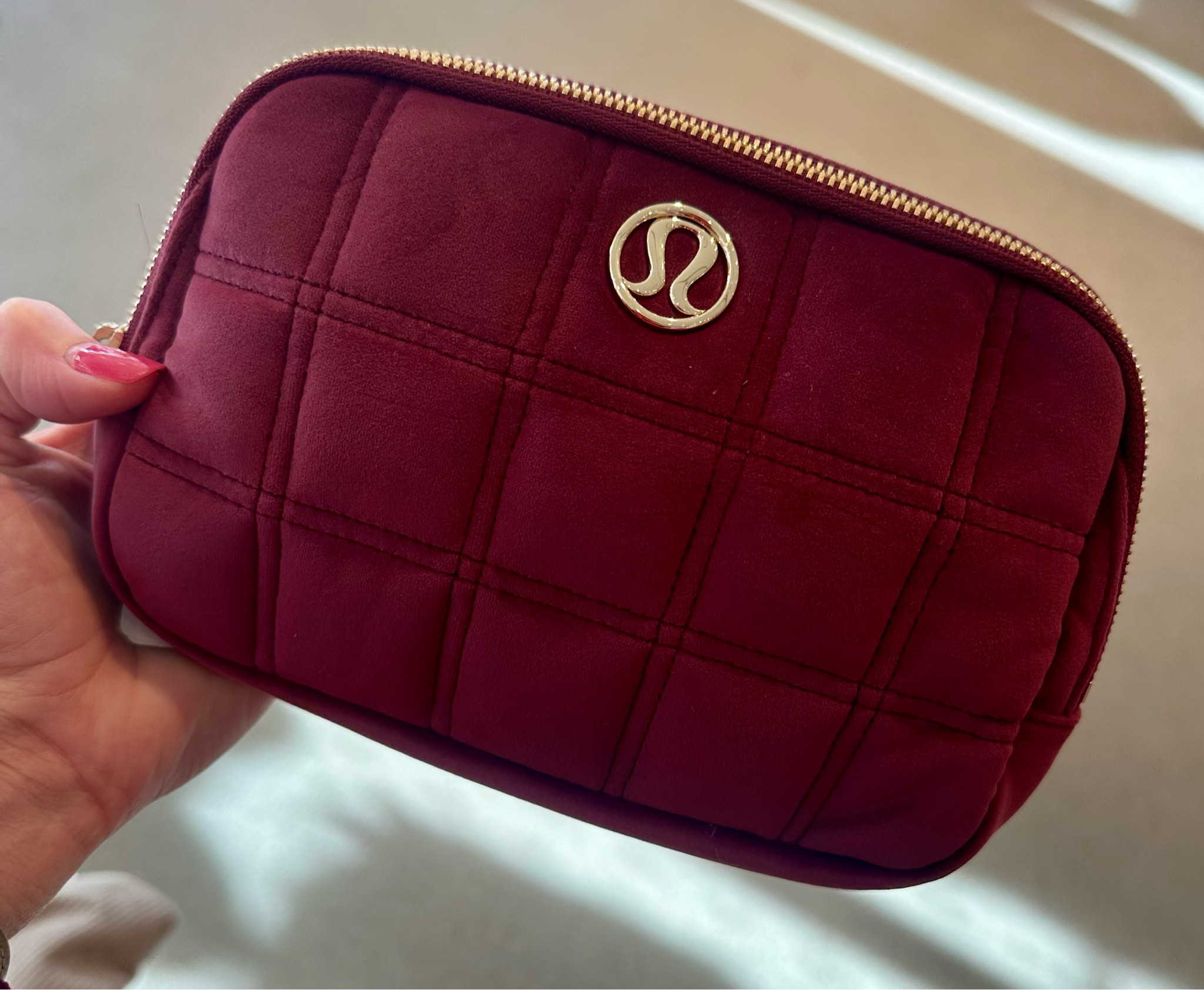 Belt Bag

Gift for Her 

Love these gorgeous new belt bags from Lululemon. Very beautiful and stylish! This make a great gift for any lady in your life. Teens love them too! Perfect for travel or everyday use. Very roomy - can hold wallet, phone, keys, lipstick etc.

#LTKbeauty
#LTKtravel
#LTKfindsunder100
#LTKU
#LTKstyletip

belt bags, travel bags, Disney bag, Lilly Pulitzer, Lululemon, solid belt bags, leopard belt bag, gold belt bag, gift for her, gift idea, Velvet bag, everyday bags, quilted velour, velour bag, 

#LTKstyletip #LTKGiftGuide #LTKitbag