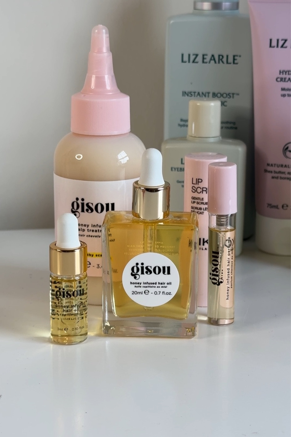 1 freebie per #GISOU item purchased!!
Freebie when you spend over £50 on Sephora.