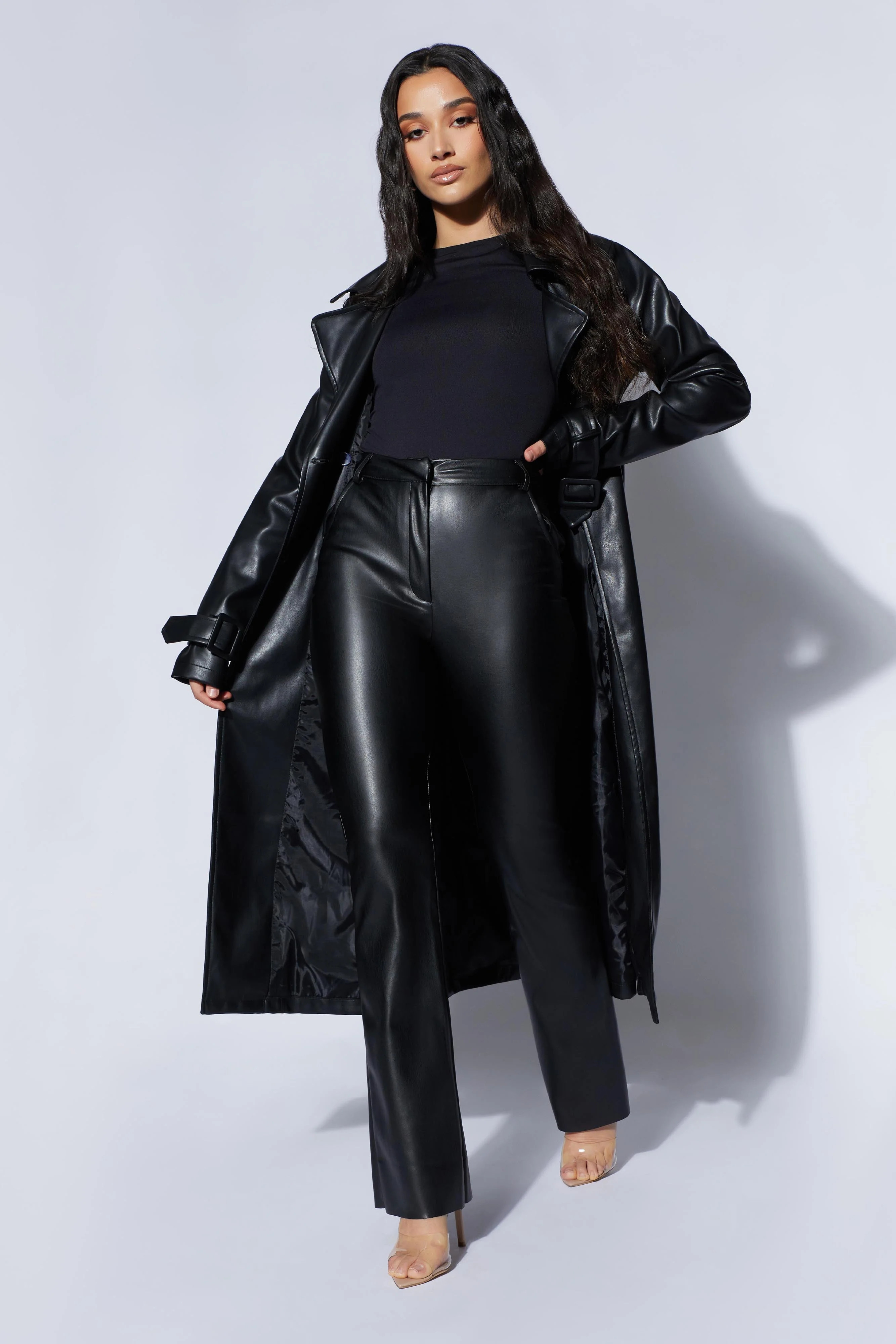 Isla Pu Trench - Black | MESHKI US