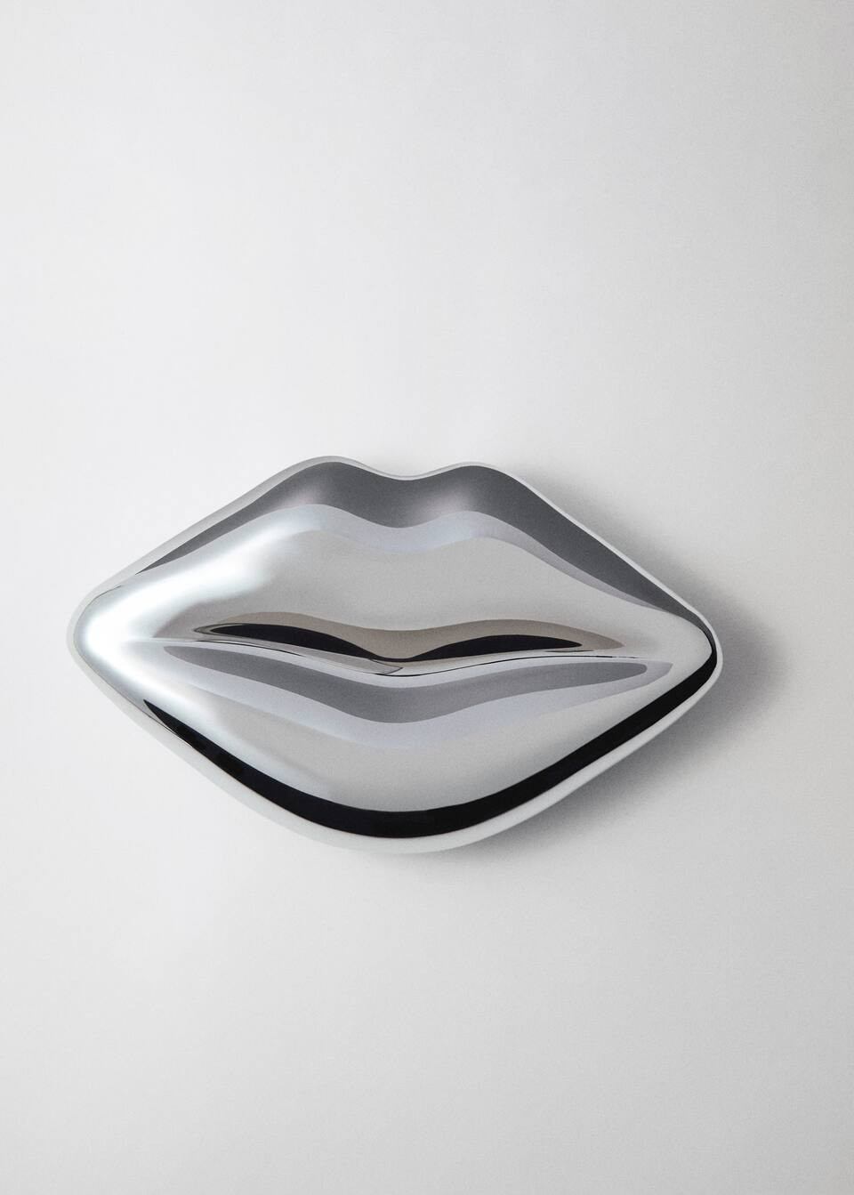 Lips clutch bag -  Women | Mango United Kingdom | MANGO (UK)