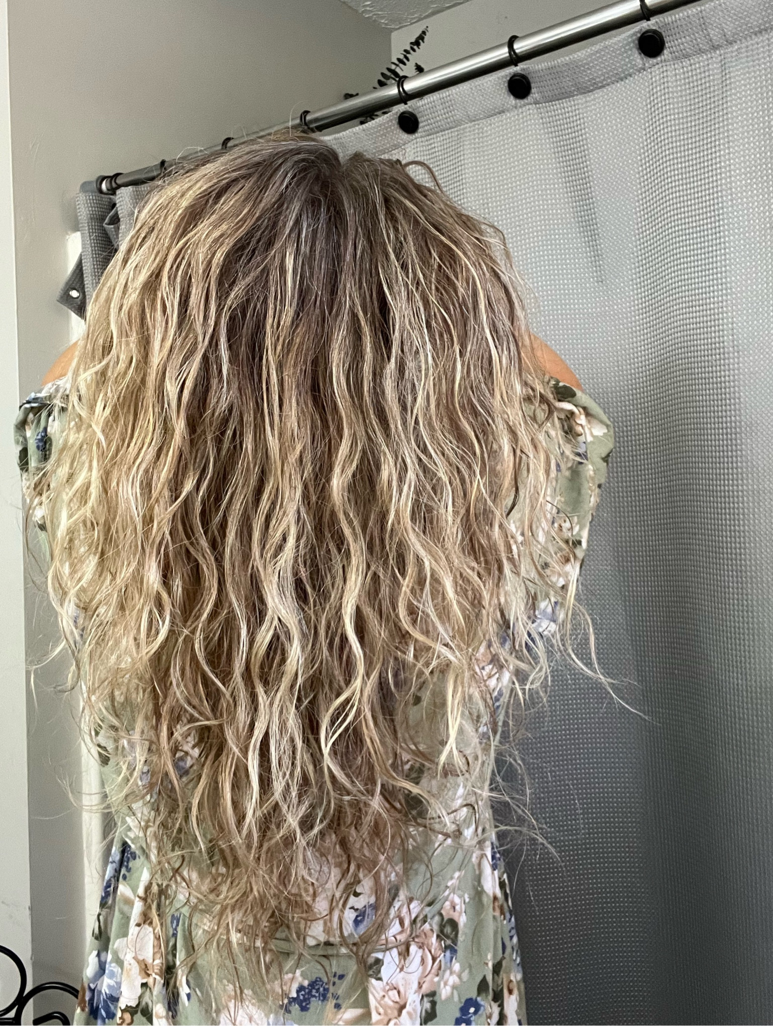 Natural Wavy Hair links here 

#LTKGiftGuide #LTKCyberWeek #LTKStyleTip