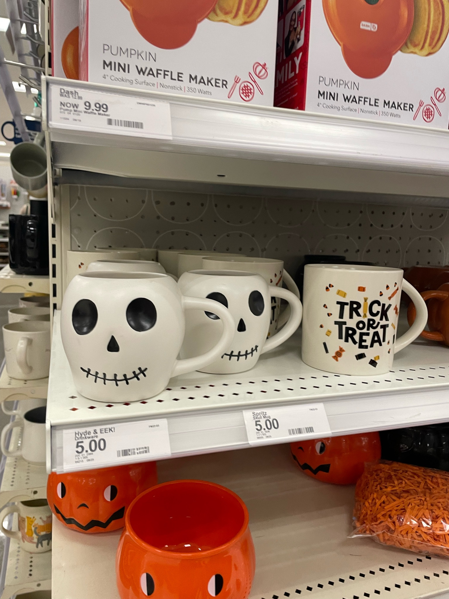loving these Halloween mugs from Target! so cute and perfect for fall! 🎃

#LTKHoliday #LTKSeasonal #LTKHalloween