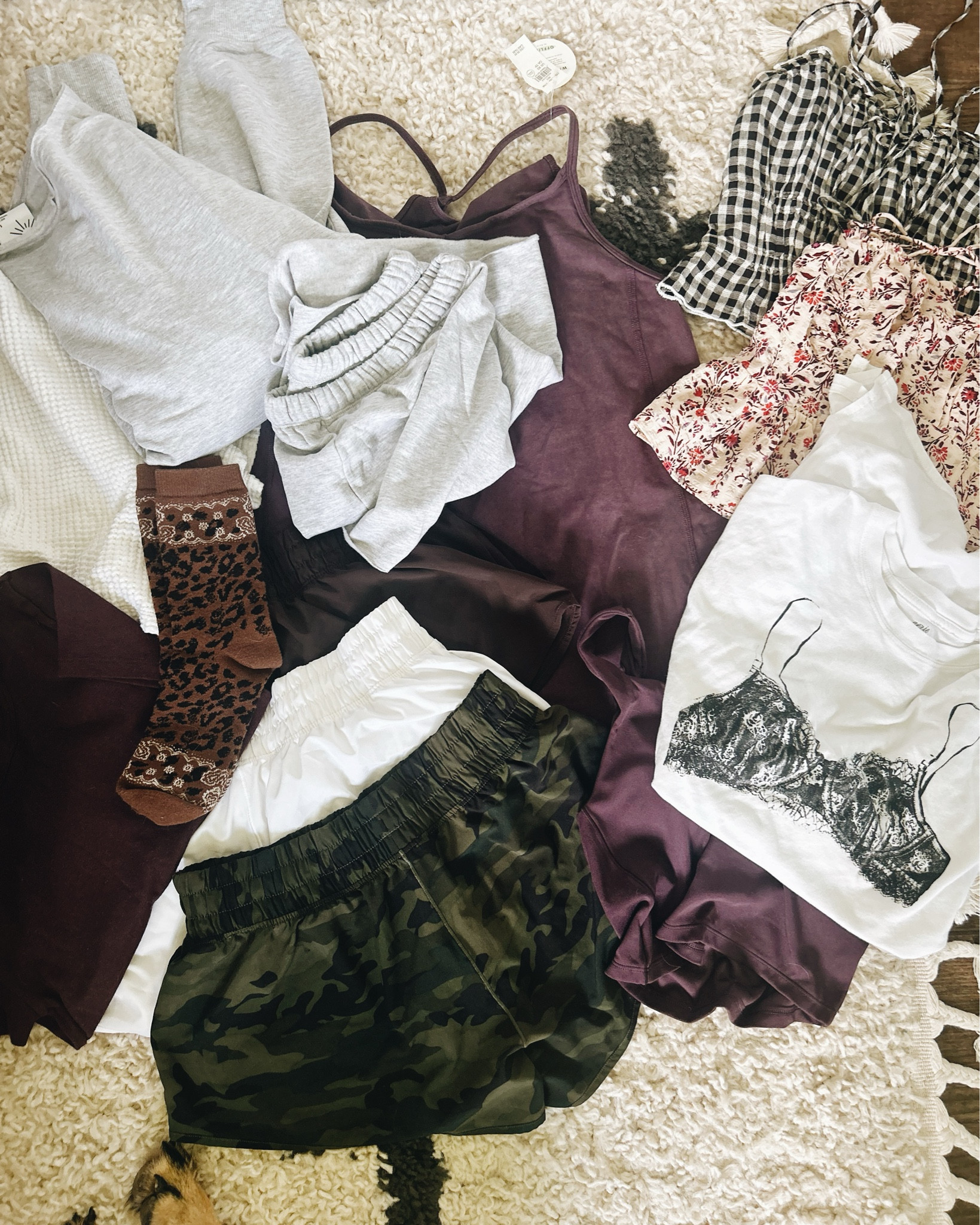 Fall American Eagle/ Aerie haul 🤍 

#LTKSaleAlert #LTKStyleTip #LTKActive