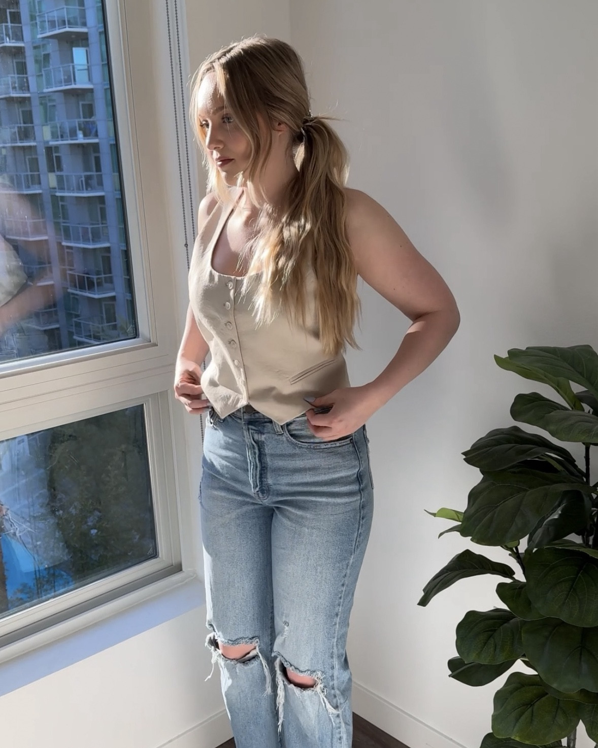 Women’s tan vest. Casual fit 

#LTKfindsunder50 #LTKstyletip