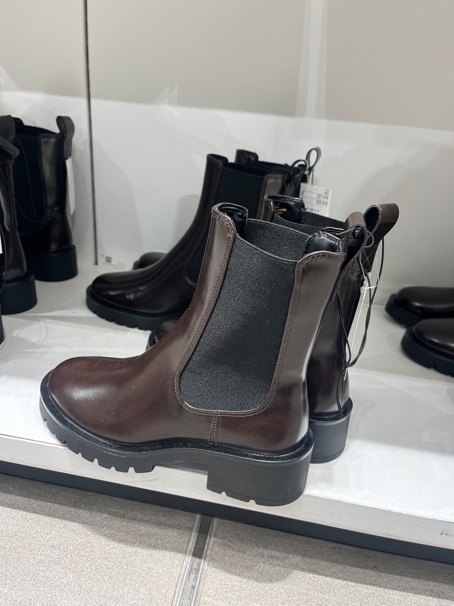 Chunky boots >>> 😍🤎

Tags: autumn outfits, espresso brown , jeans, boots, knee high boots, leather jacket, brown suede jacket 

#LTKFashionMonth #LTKwinter #LTKautumn