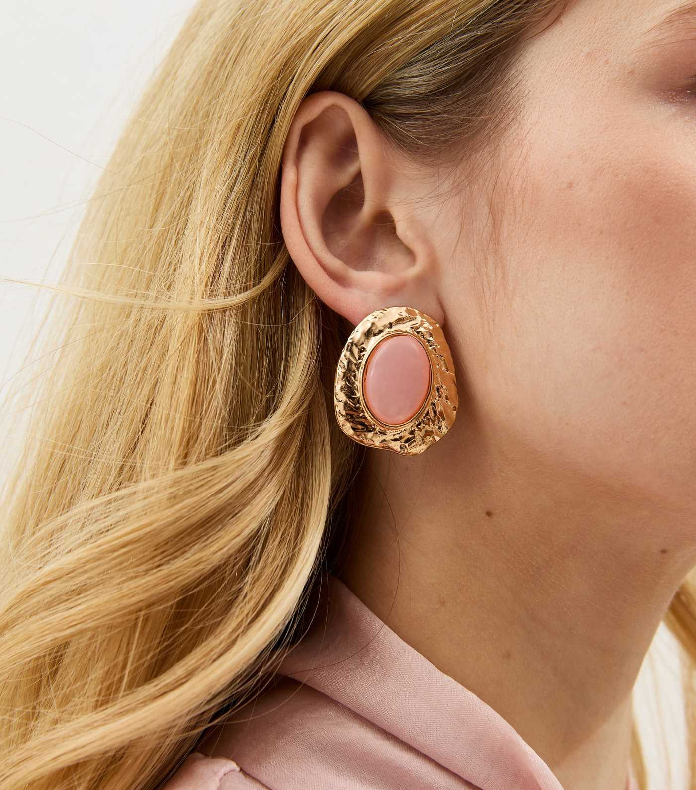 Gold Tone Pink Textured Oval Stud Earrings | New Look | New Look (UK)