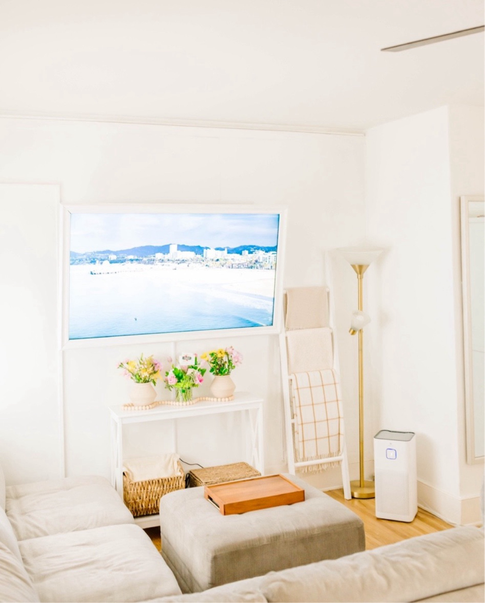 Minimal living room! Cute neutral decor 🫶🏻

#LTKfamily #LTKfindsunder50 #LTKhome