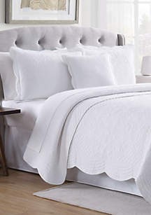 Modern. Southern. Home.™ Scalloped Tiles Quilt | Belk