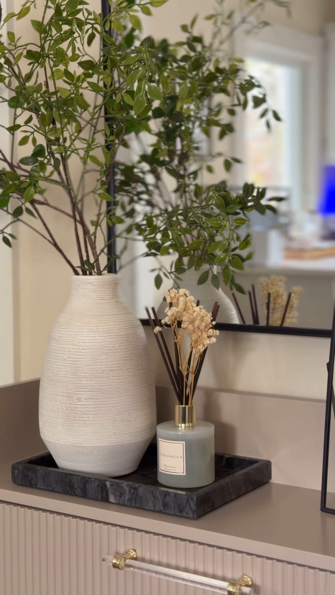 How your home smells matters just as much as how it looks 💕 my go-to (non-toxic) reed diffusers 🫶🏽 this is the scent “clean linen”

#LTKdayinmylife #LTKHome #LTKselfcare