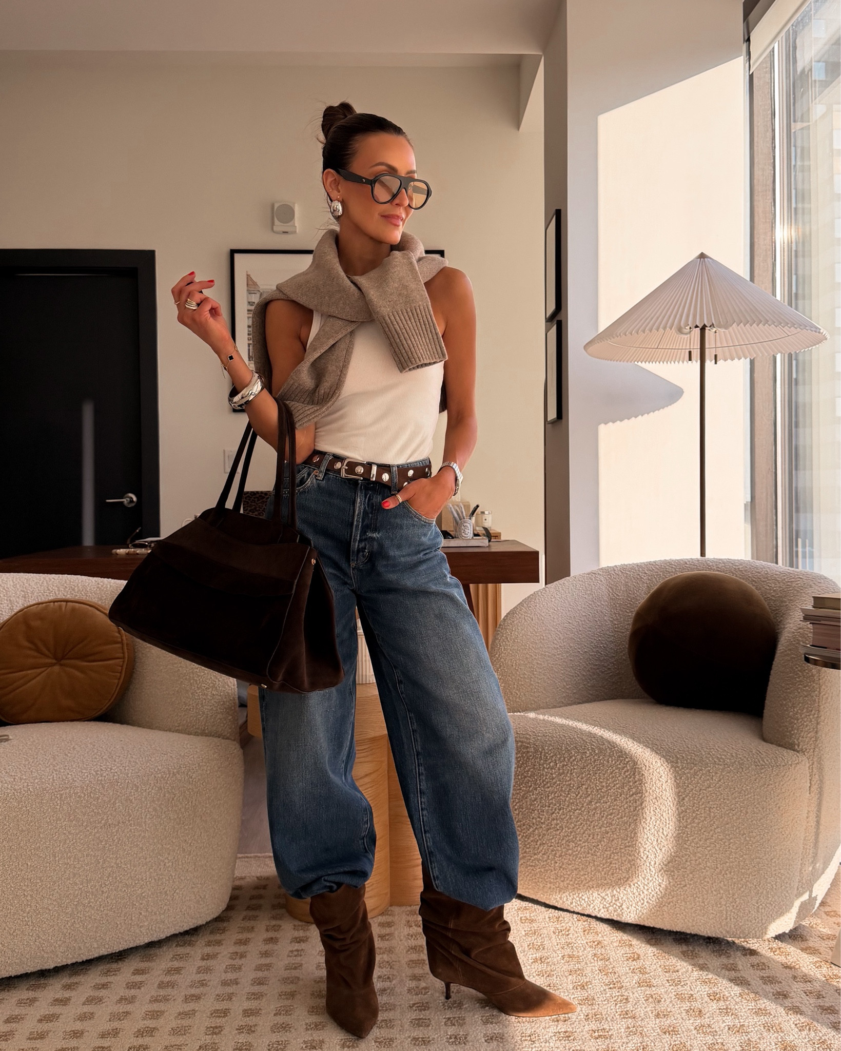 The edgy way to style barrel jeans 👖🤎 wait for the booties!! Comment BARREL and I’ll send you the links to shop! 

Barrel jeans chic outfit, Zara slouchy suede booties, edgy chic jeans outfit 


#LTKOver40 #LTKgrwm #LTKootd