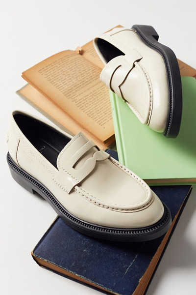 Vagabond Shoemakers Alex Classic Loafer | Urban Outfitters (US and RoW)