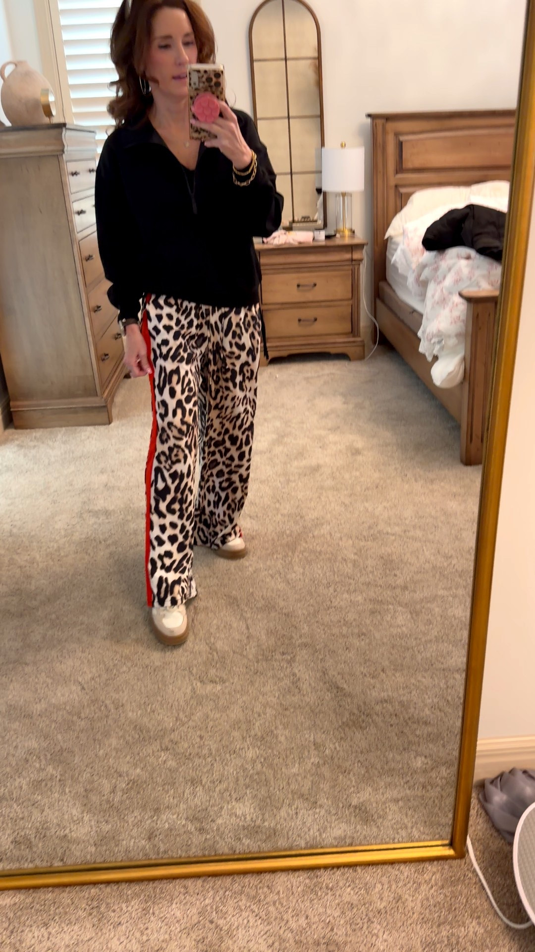 Look of the day obsessed with these leopard print pants 😻

@amazon

@yellow box 

#LTKPetite #LTKootd #LTKOver40