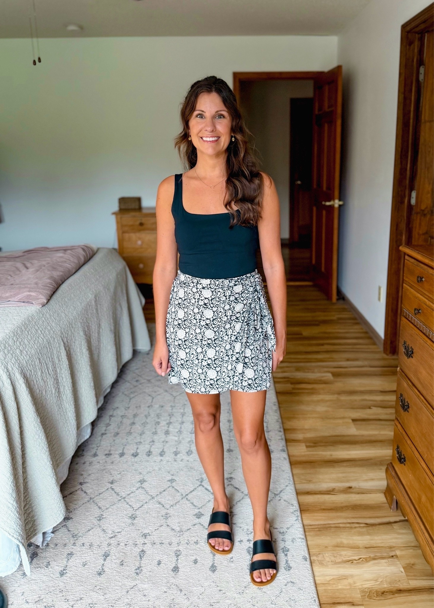 small in my top (has a built in bra!) and xs in my skirt and 6 in my reef sandals 🖤

#LTKPetite #LTKgrwm #LTKootd