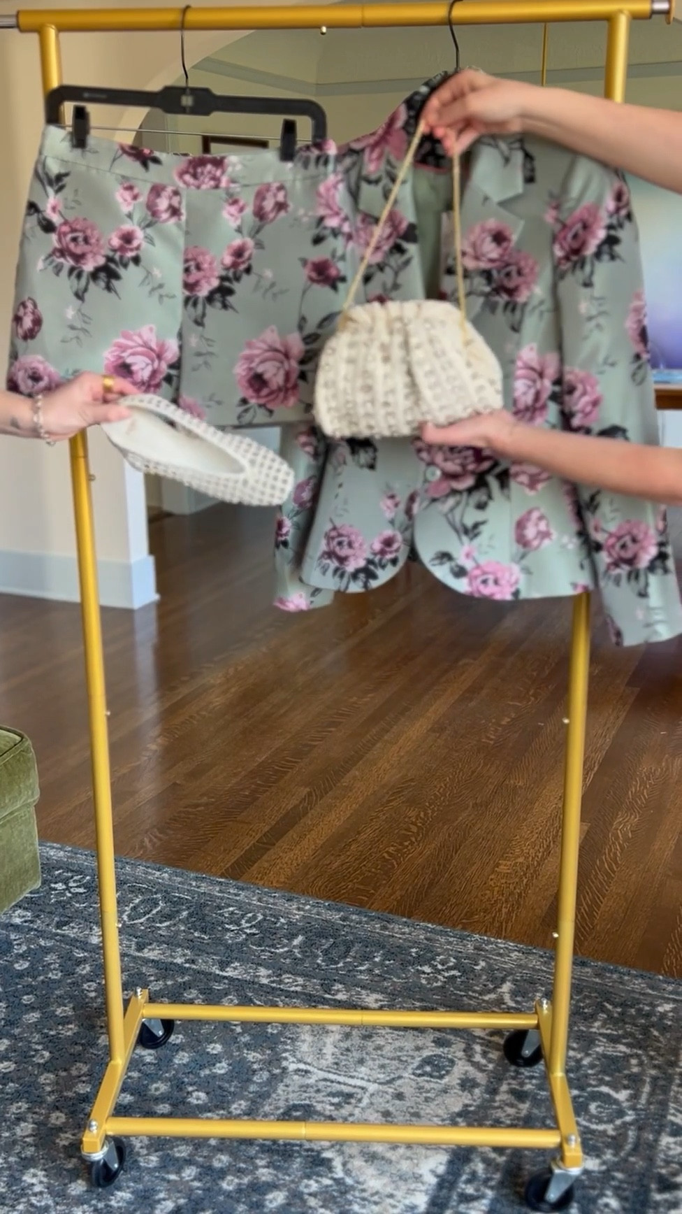 A floral moment @Saks #Saks #SaksPartner