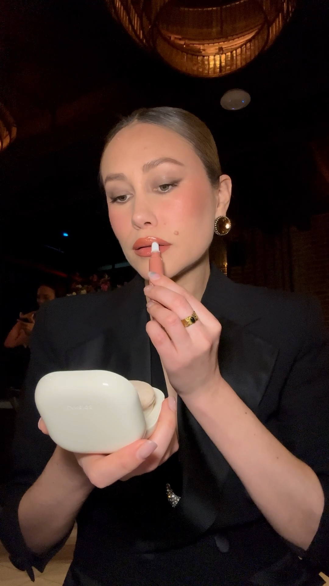 I’ve been looooving the Clarins lip perfector glosses. They have a vanilla type sent to them and the shades are beautiful. I’m also tagging the other products I’m wearing  

#LTKNYFW #LTKBeauty #LTKgrwm