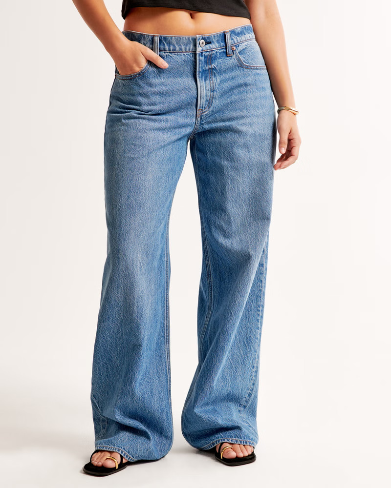 Curve Love Low Rise Ultra Loose Jean | Abercrombie & Fitch (US)