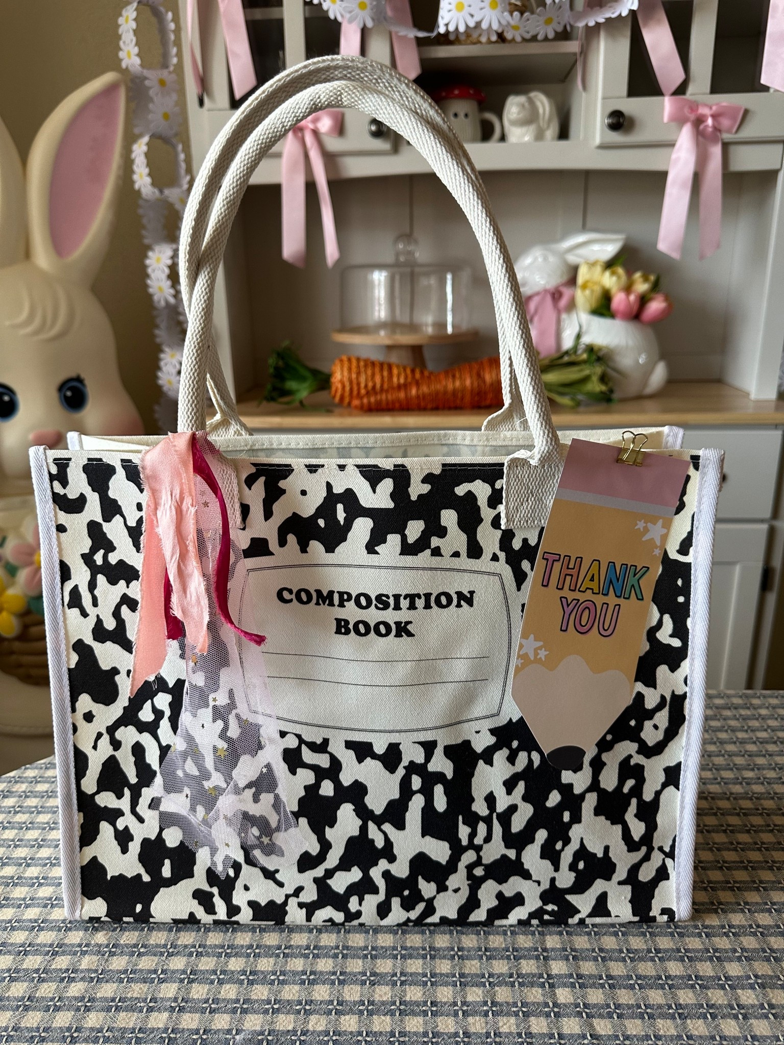 Loving these bags for teacher gifts. Something they can use all year round.

#LTKHome #LTKmomlife #LTKSeasonal