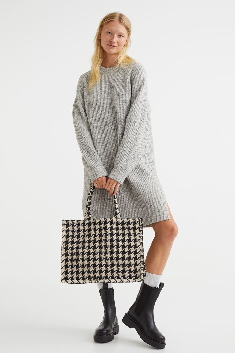 Rib-knit dress | H&M (UK, MY, IN, SG, PH, TW, HK)