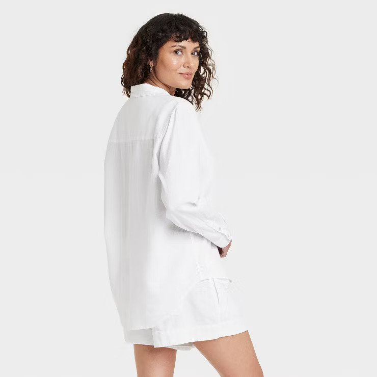 Women's Long Sleeve Relaxed Fit Collared Button-Down Shirt - Universal Thread™ | Target