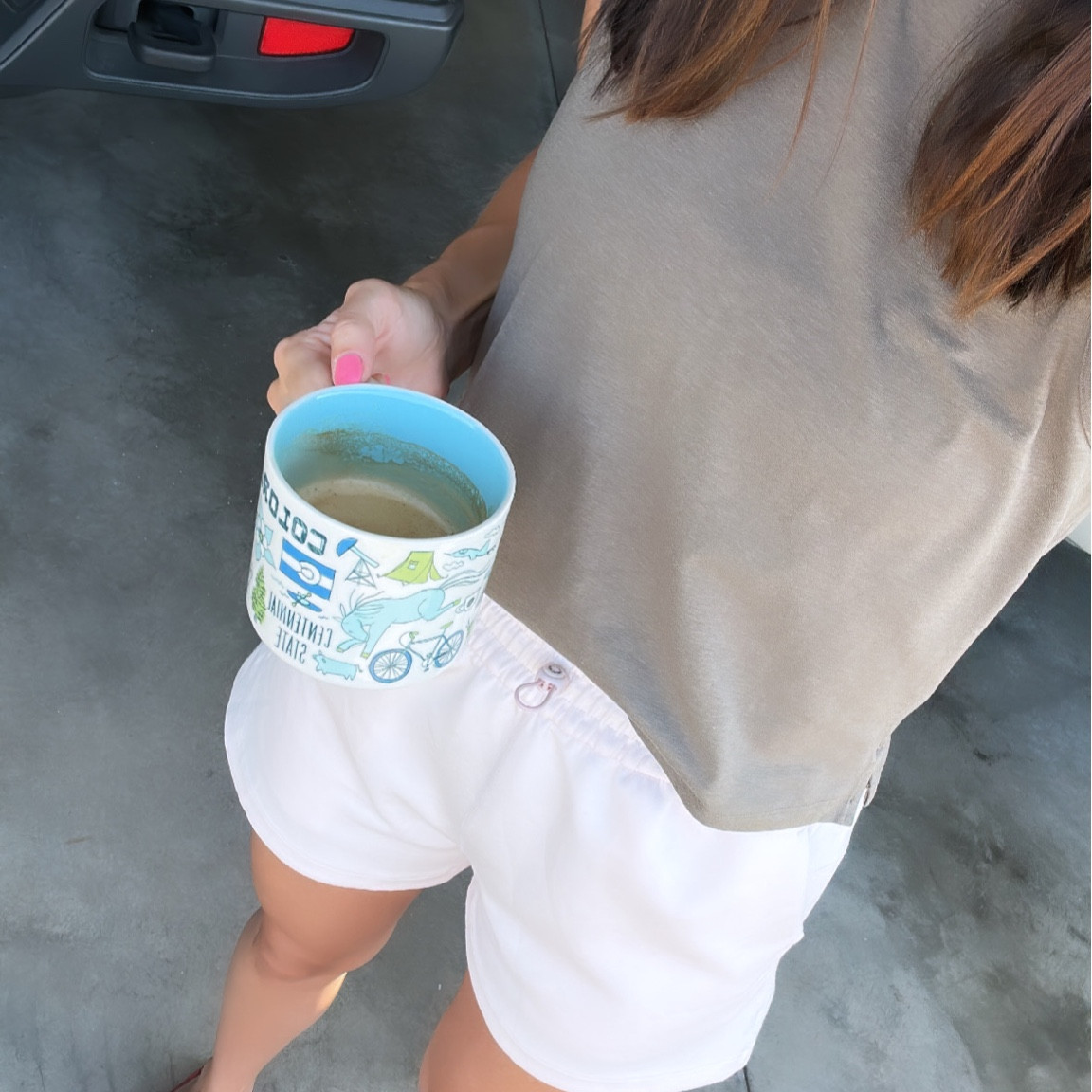 Lululemon tank top
Amazon high waisted shorts


#LTKstyletip