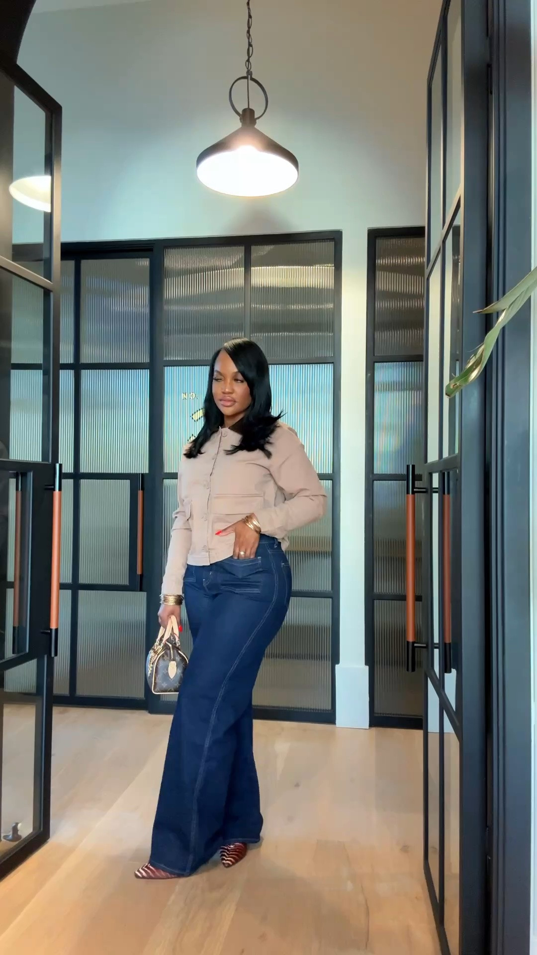 Okay Walmart! 😮‍💨🤎 This barn jacket with the Levi’s is giving me the perfect casual fall outfit. Cute, easy to layer + the jacket looks SO good on. Wearing a Small in the jacket + size 6 jeans. I linked 25+ new Walmart fall finds below! 🍂🛍️

#LTKootd #LTKgrwm #LTKPetite