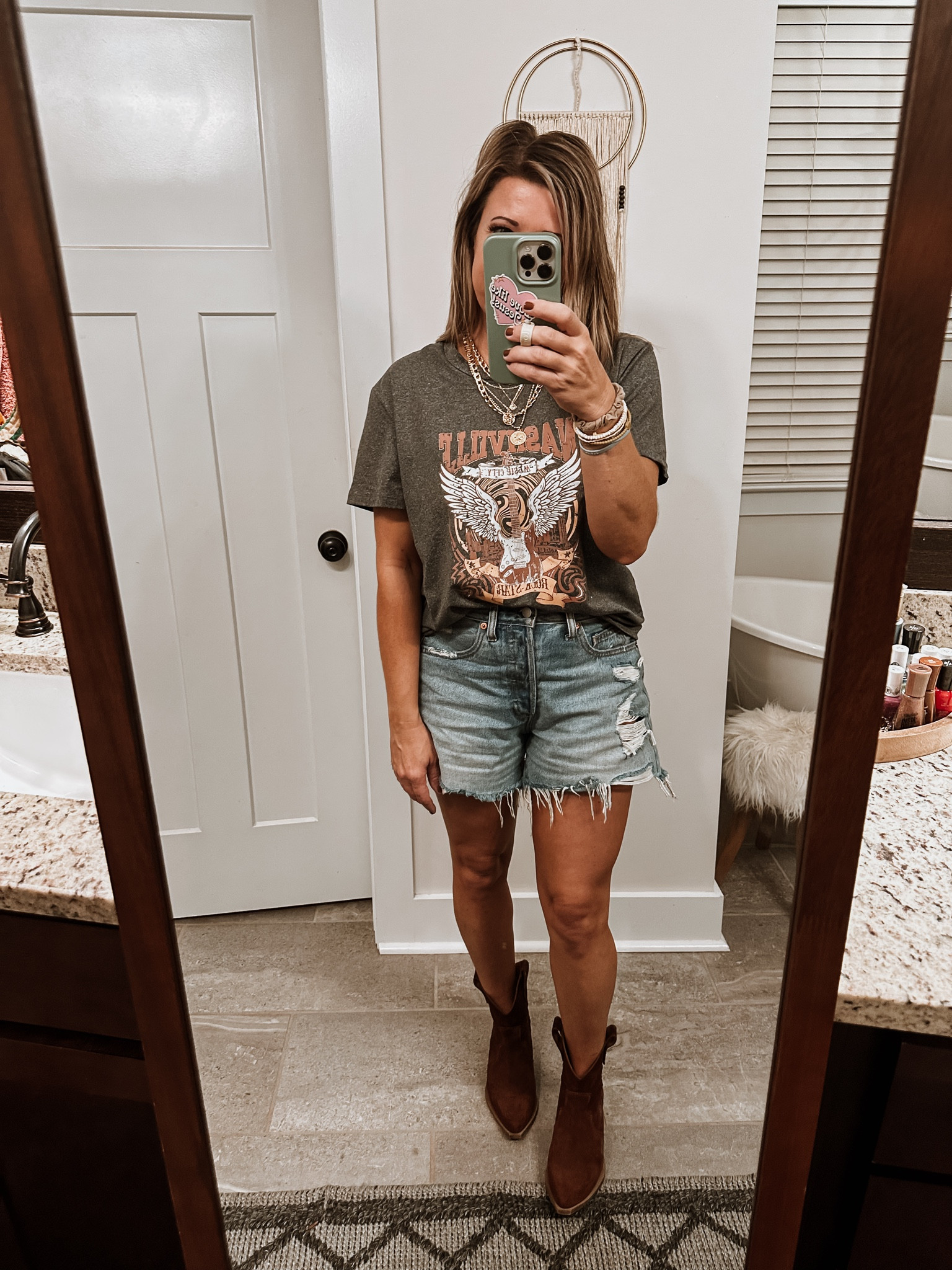 Country girl at ❤️

#LTKStyleTip #LTKOver40 #LTKShoeCrush