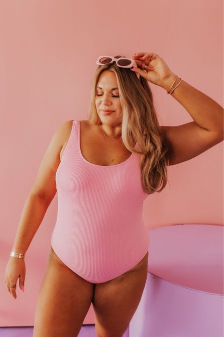 scrunch one piece in cotton candy pink! 💕 wearing size large and runs TTS! 

#LTKcurves #LTKunder100 #LTKswim
