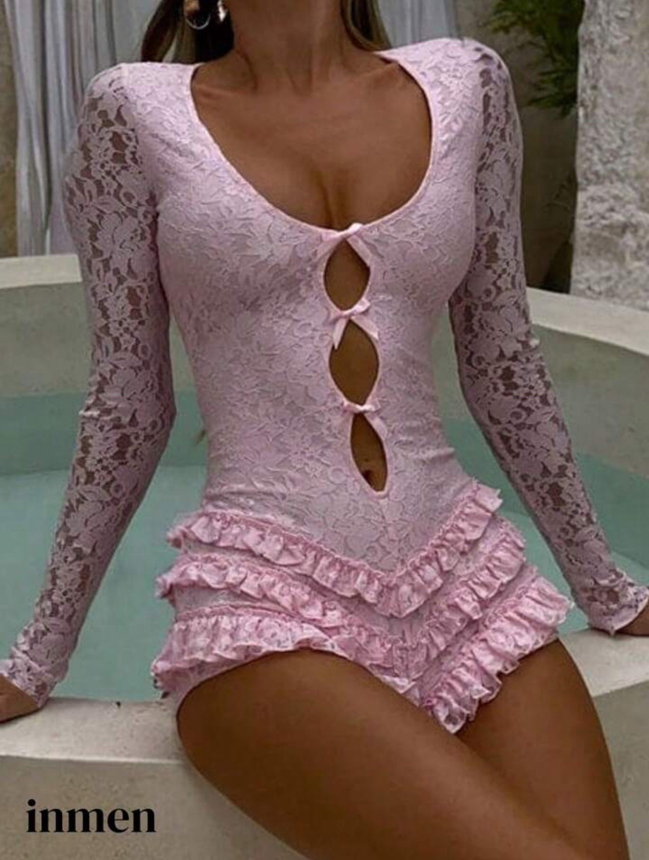 So I just saw another version of this viral set where the shorts are longer but the design is a little different. Which one would you go for and why? Both are linked below 

#LTKStyleTip