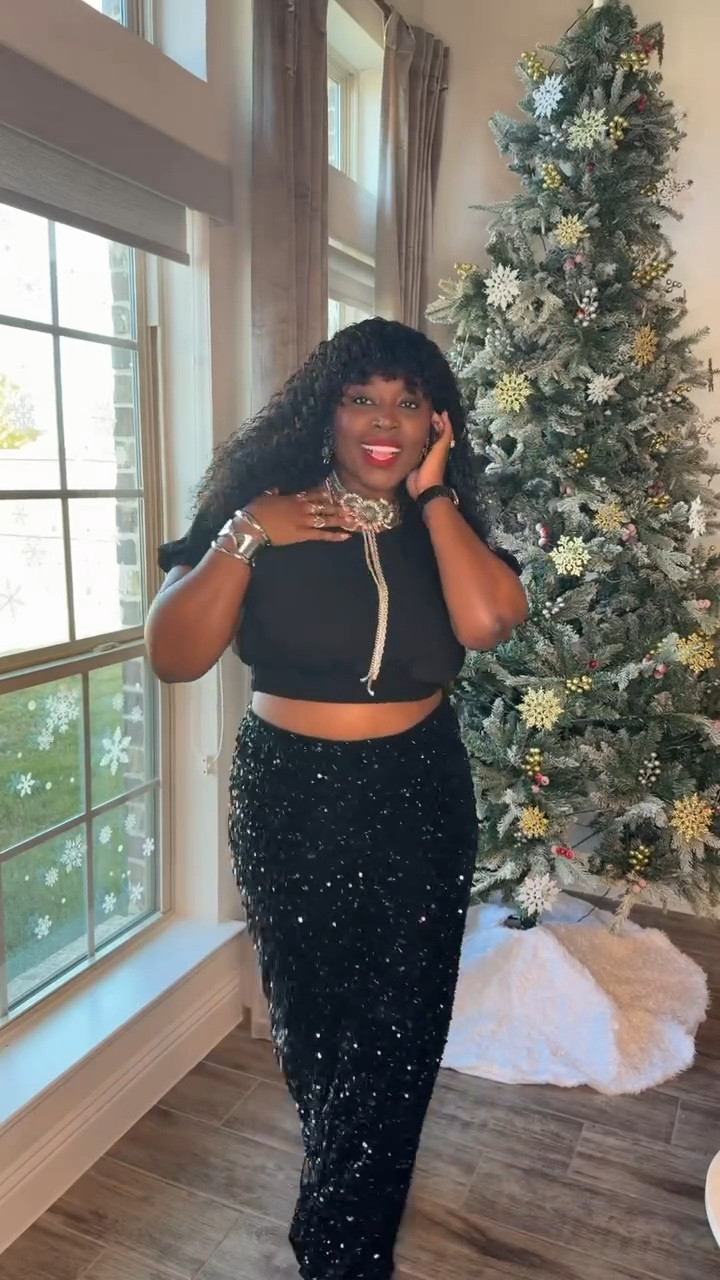 Sequins for the holidays? Why not Paired with a smooth black top for contrast, this look brings all the sparkle without losing the elegance. ✨

Shirt, Necklace & Earrings: @zara
Pants: @hm
Shoes: @ysl
Bracelets: @amazon

#sequinsseason #midsizefashion #holidaystyle #festivefashion #dallasinfluencer

#LTKSeasonal #LTKHoliday #LTKootd