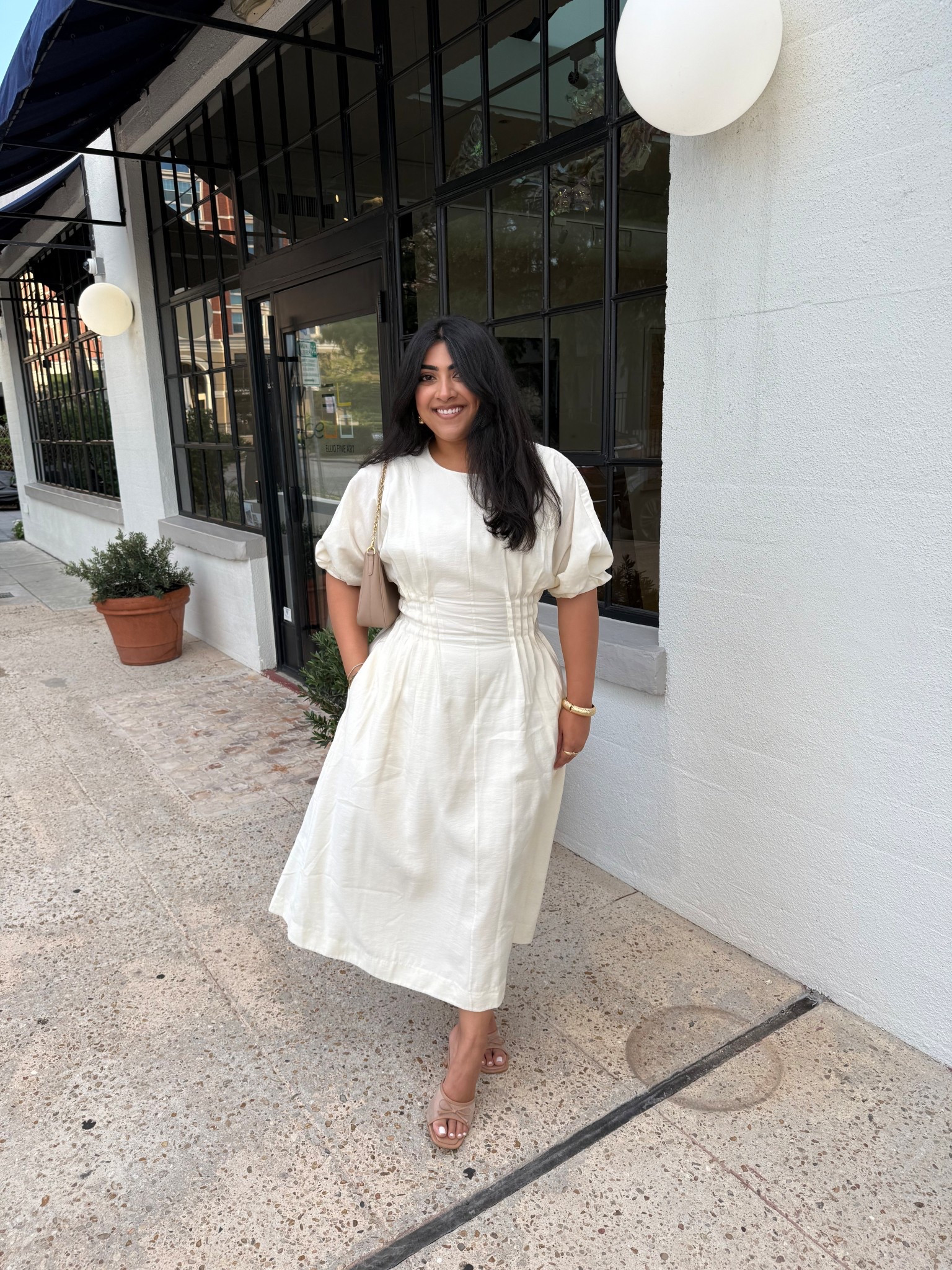 The most flattering midi dress 

#LTKMidsize #LTKStyleTip #LTKWorkwear